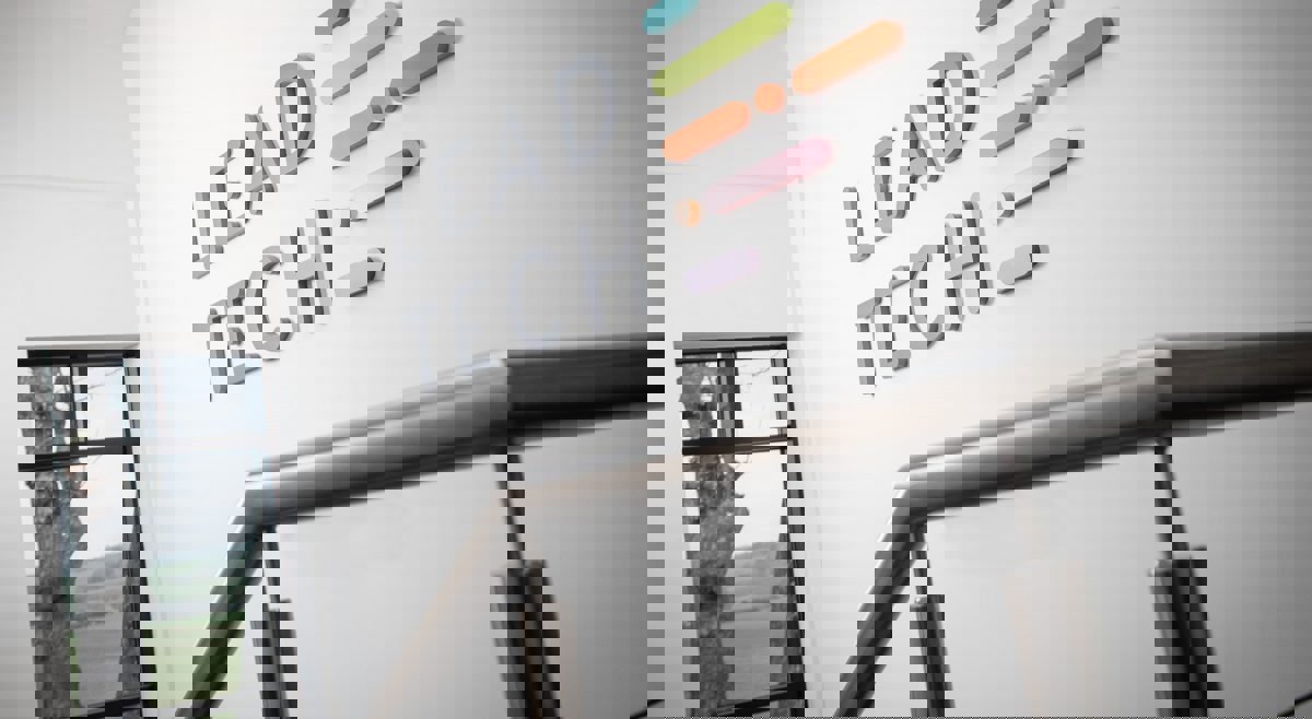 Leadtech PS 15 1200X658 (1)